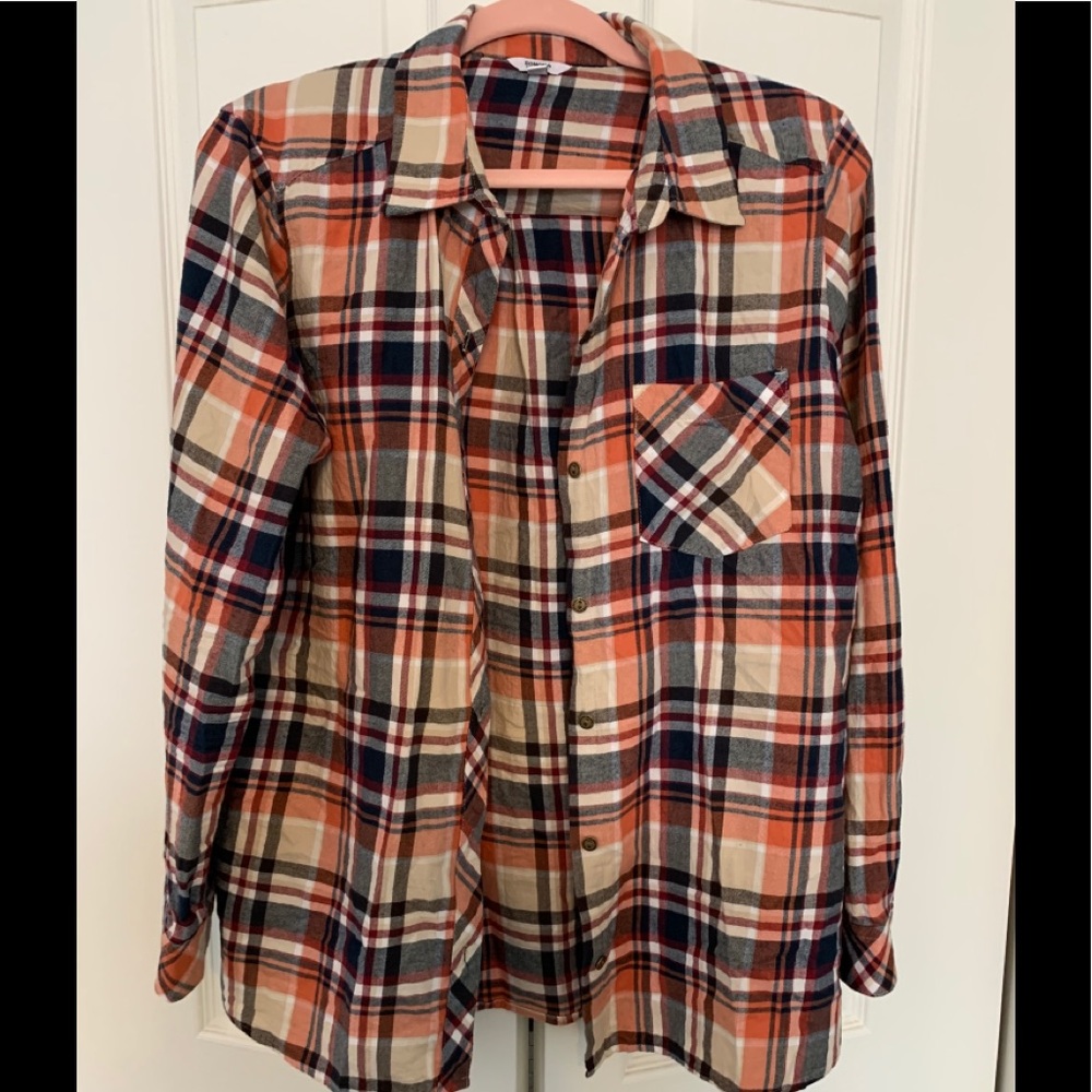 Long sleeved plaid button down